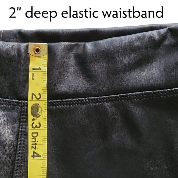 Ci Sono Curve Hugging Stretch Faux Leather Leggings High Rise Style PUP12 Goth S - Picture 10 of 15